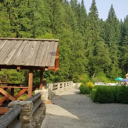 Отель Cheremosh Яблоница